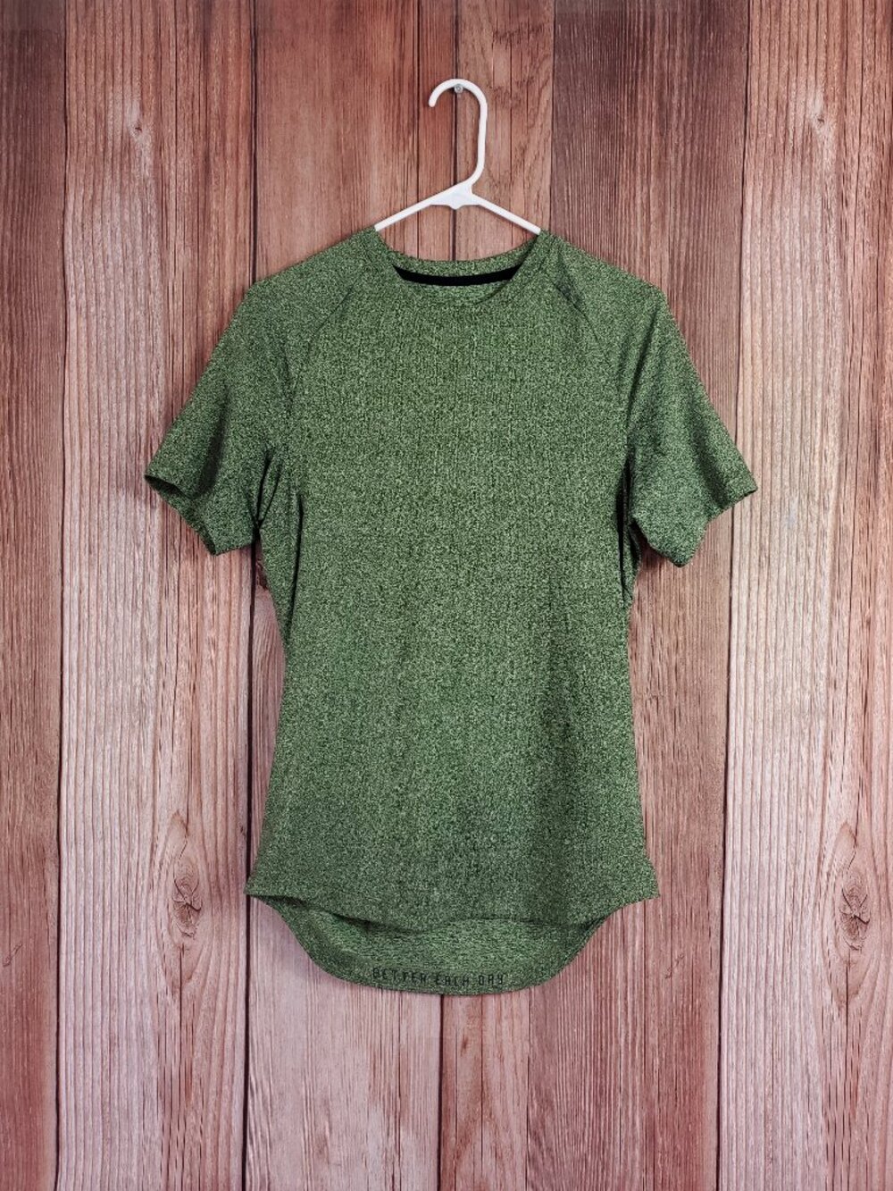 *READ* Lululemon Drysense Training Short Sleeve Shirt Mens XS Silverescent Green
